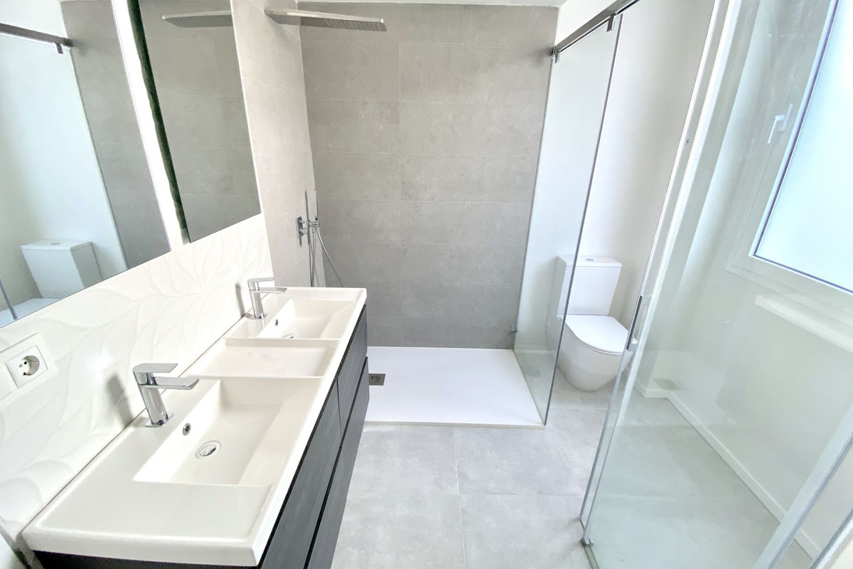 3 Bed Apartment for sale in La Cala De Mijas Costa Del Sol, Málaga, Spain