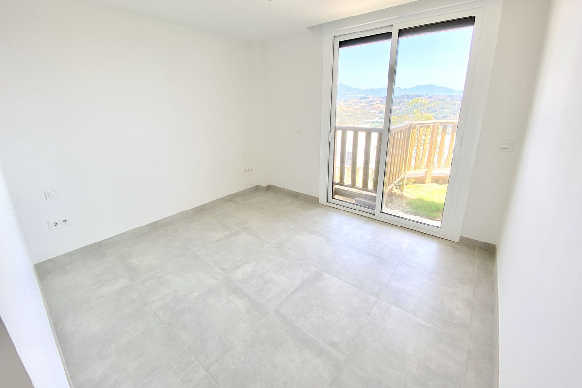 3 Bed Apartment for sale in La Cala De Mijas Costa Del Sol, Málaga, Spain