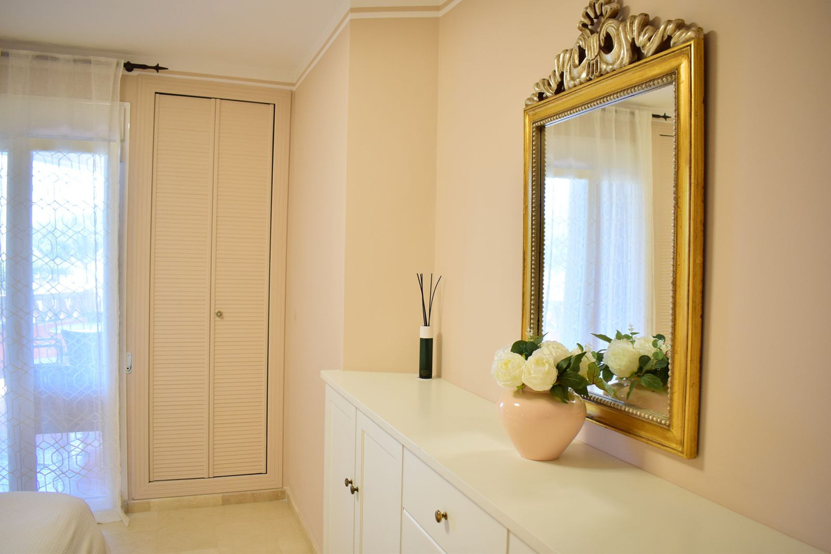 2 Bed Apartment for sale in Elviria Costa Del Sol, Málaga, Spain