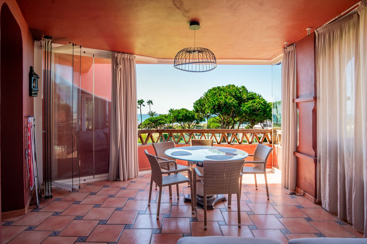 2 Bed Apartment for sale in Elviria Costa Del Sol, Málaga, Spain