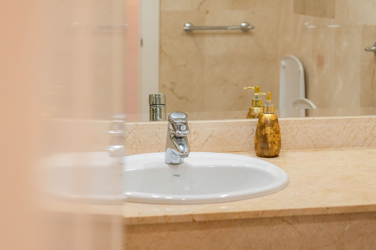 2 Bed Apartment for sale in Elviria Costa Del Sol, Málaga, Spain