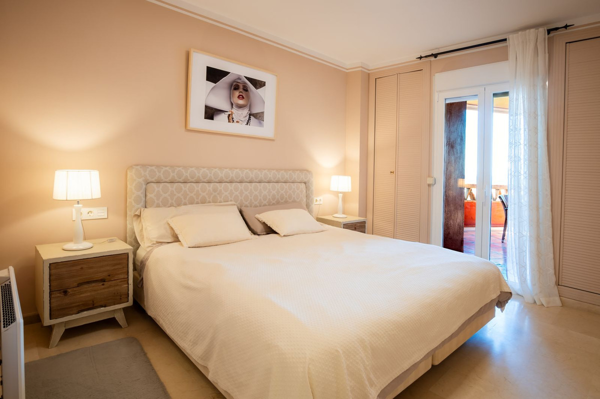 2 Bed Apartment for sale in Elviria Costa Del Sol, Málaga, Spain