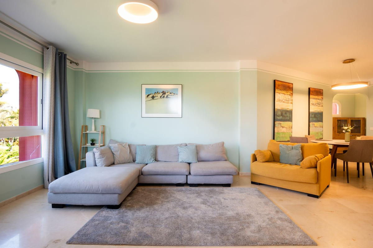 2 Bed Apartment for sale in Elviria Costa Del Sol, Málaga, Spain