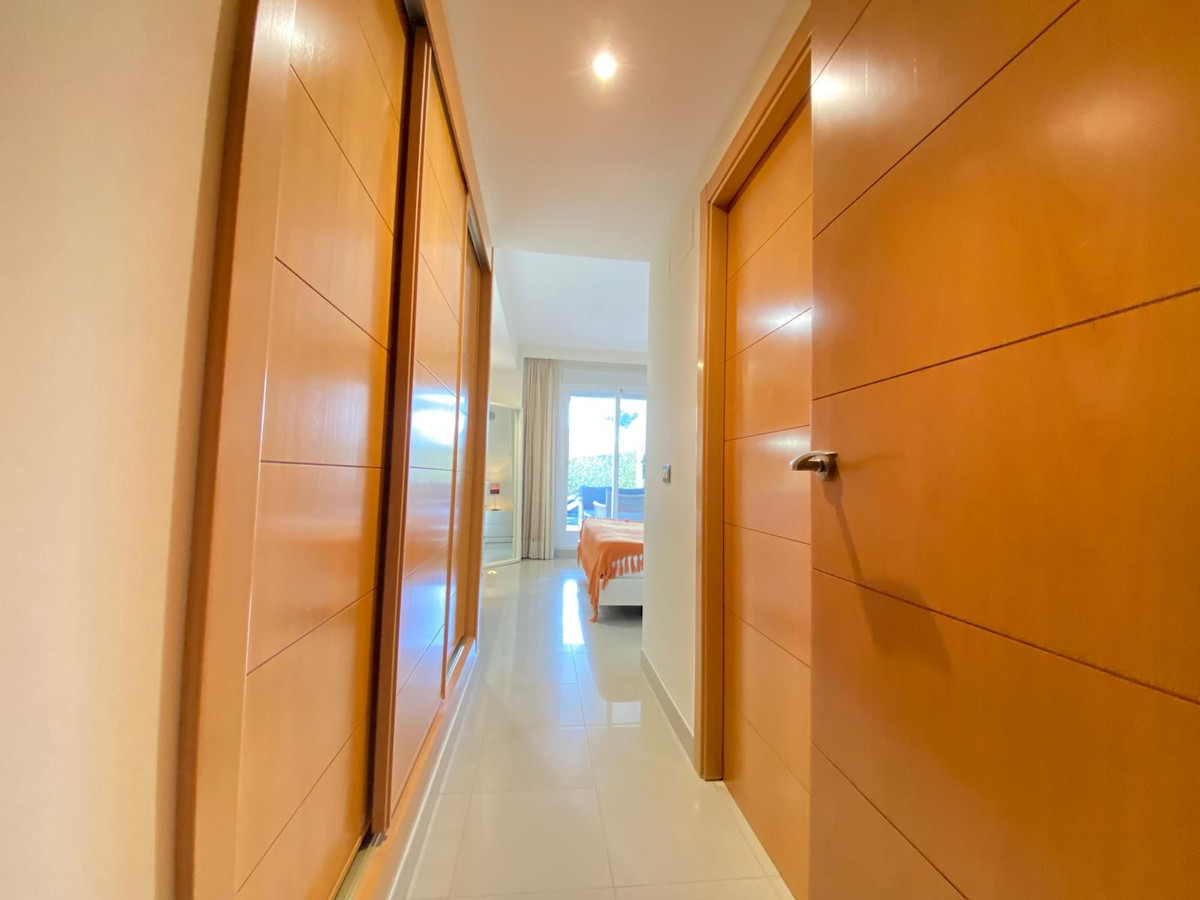 2 Bed Apartment for sale in Estepona Costa Del Sol, Málaga, Spain