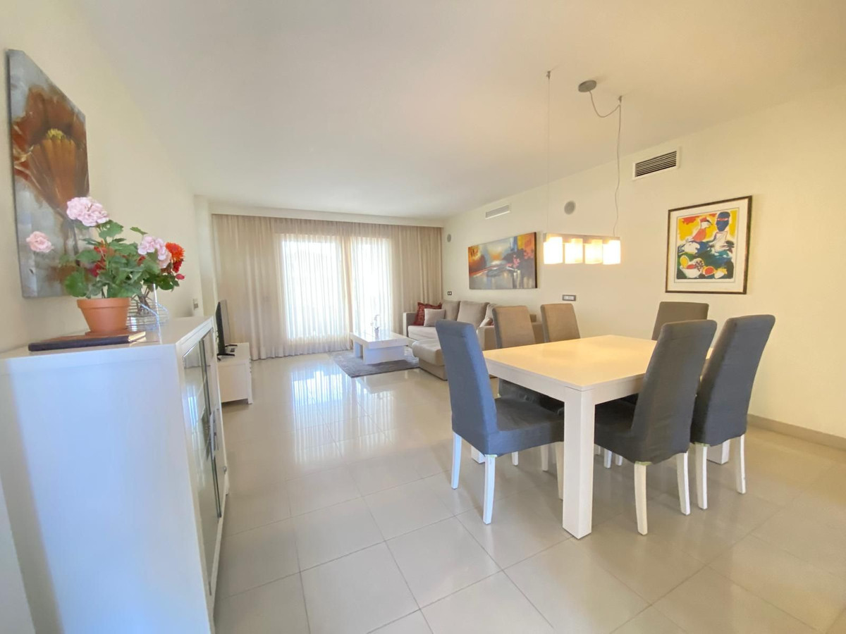 2 Bed Apartment for sale in Estepona Costa Del Sol, Málaga, Spain