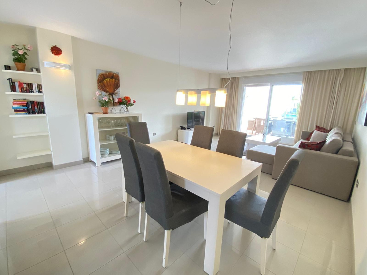 2 Bed Apartment for sale in Estepona Costa Del Sol, Málaga, Spain