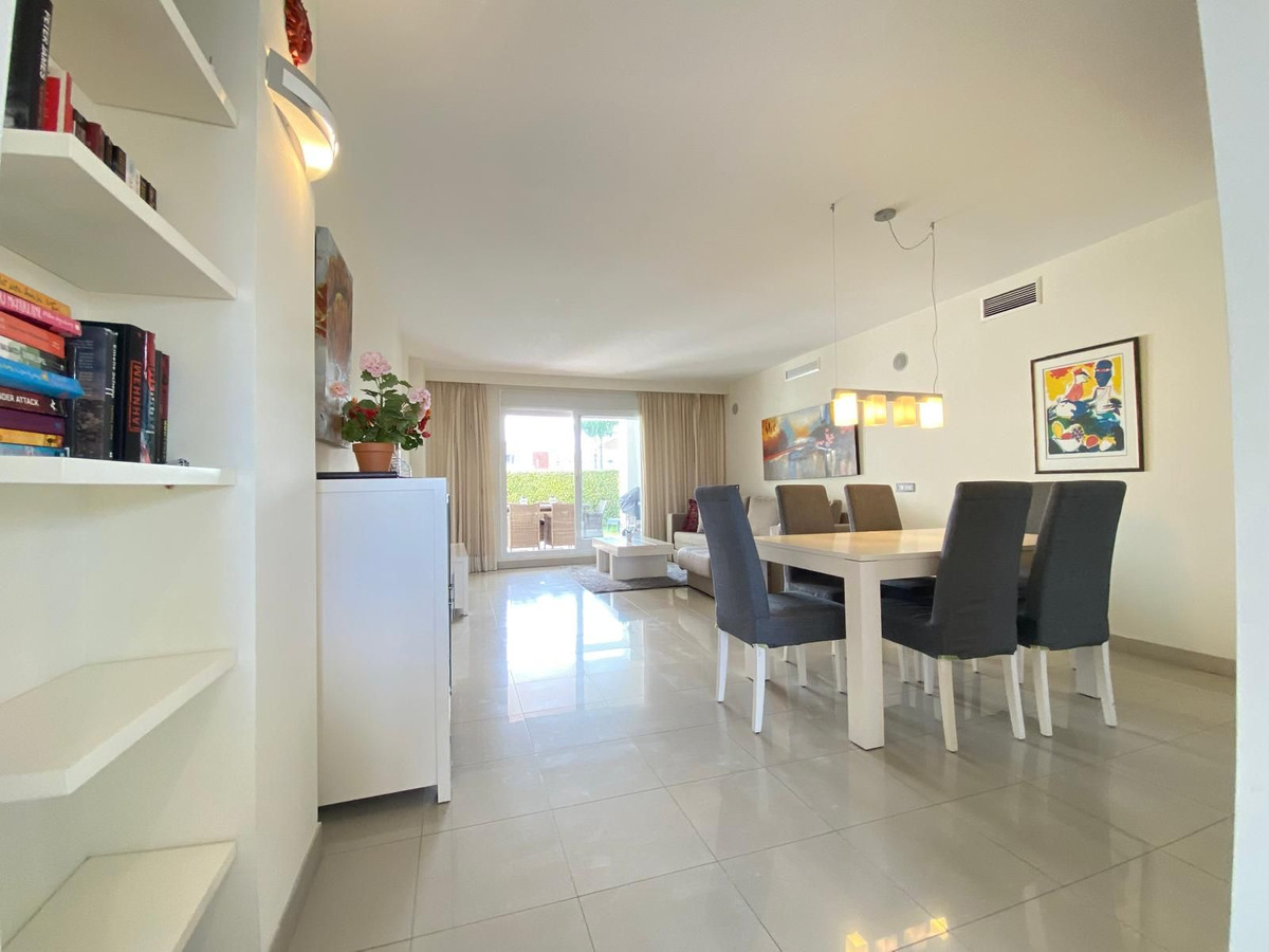 2 Bed Apartment for sale in Estepona Costa Del Sol, Málaga, Spain
