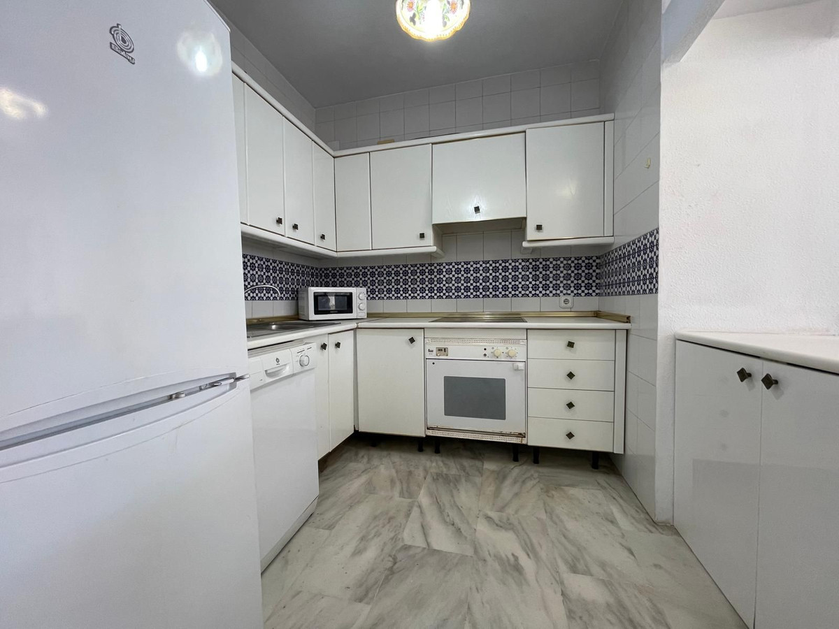 3 Bed Apartment for sale in Fuengirola Costa Del Sol, Málaga, Spain