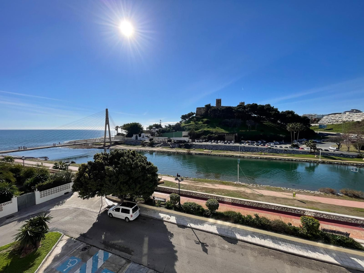 3 Bed Apartment for sale in Fuengirola Costa Del Sol, Málaga, Spain