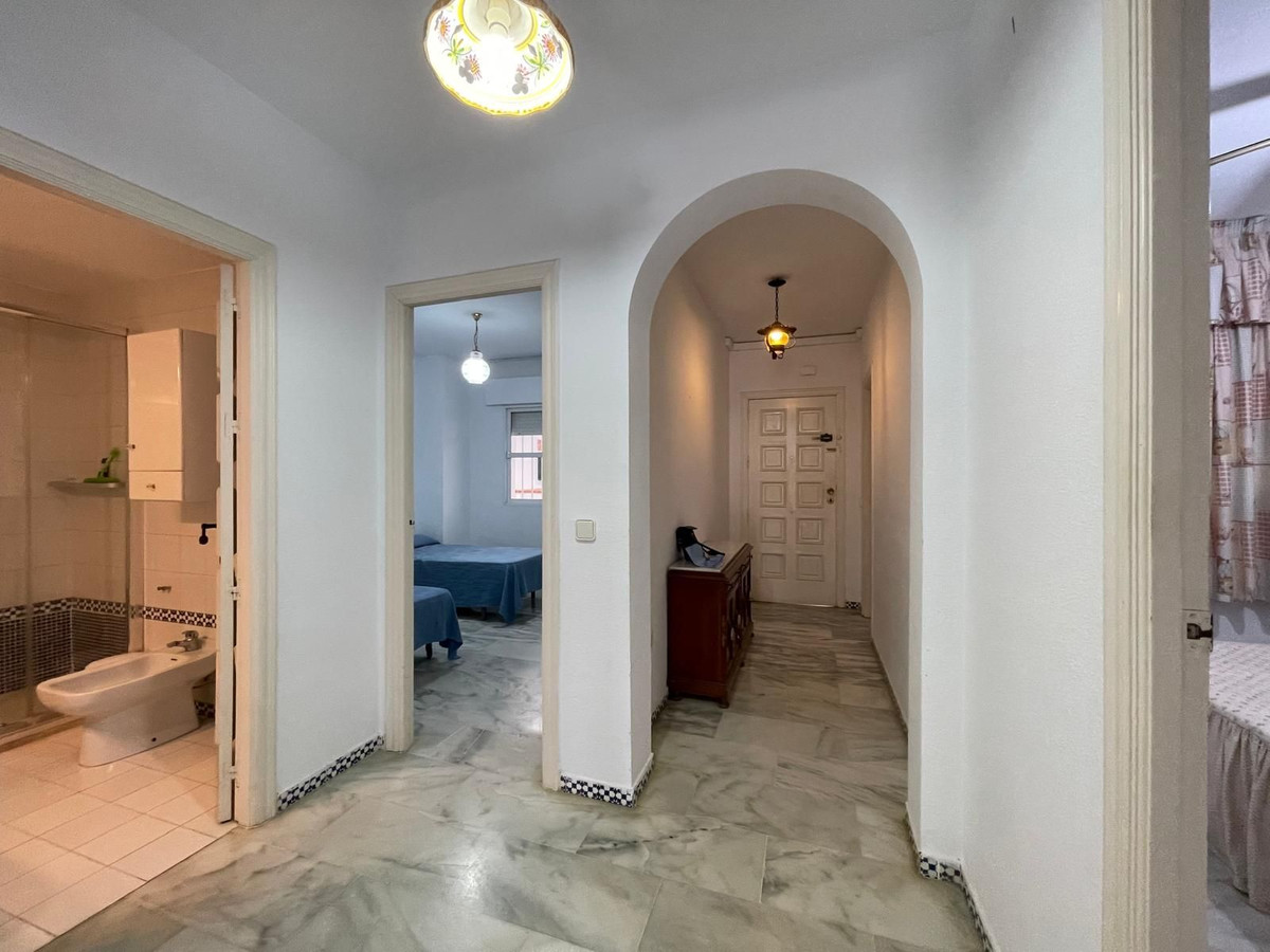3 Bed Apartment for sale in Fuengirola Costa Del Sol, Málaga, Spain