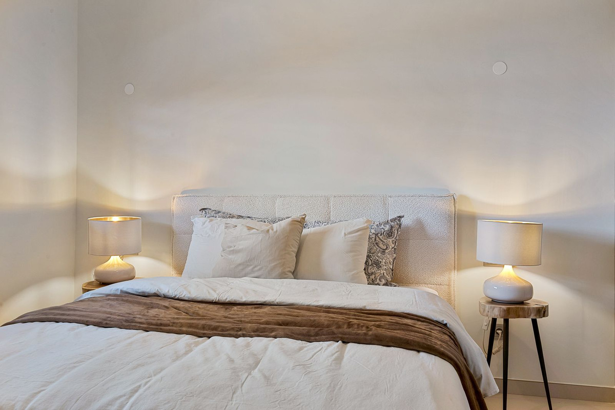 Se vende Apartamento Planta Media de 3 dormitorios en Costa Del Sol, Málaga, España