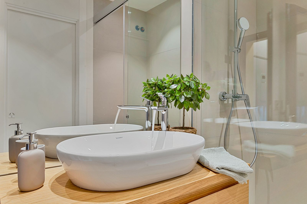 Se vende Apartamento Planta Media de 3 dormitorios en Costa Del Sol, Málaga, España