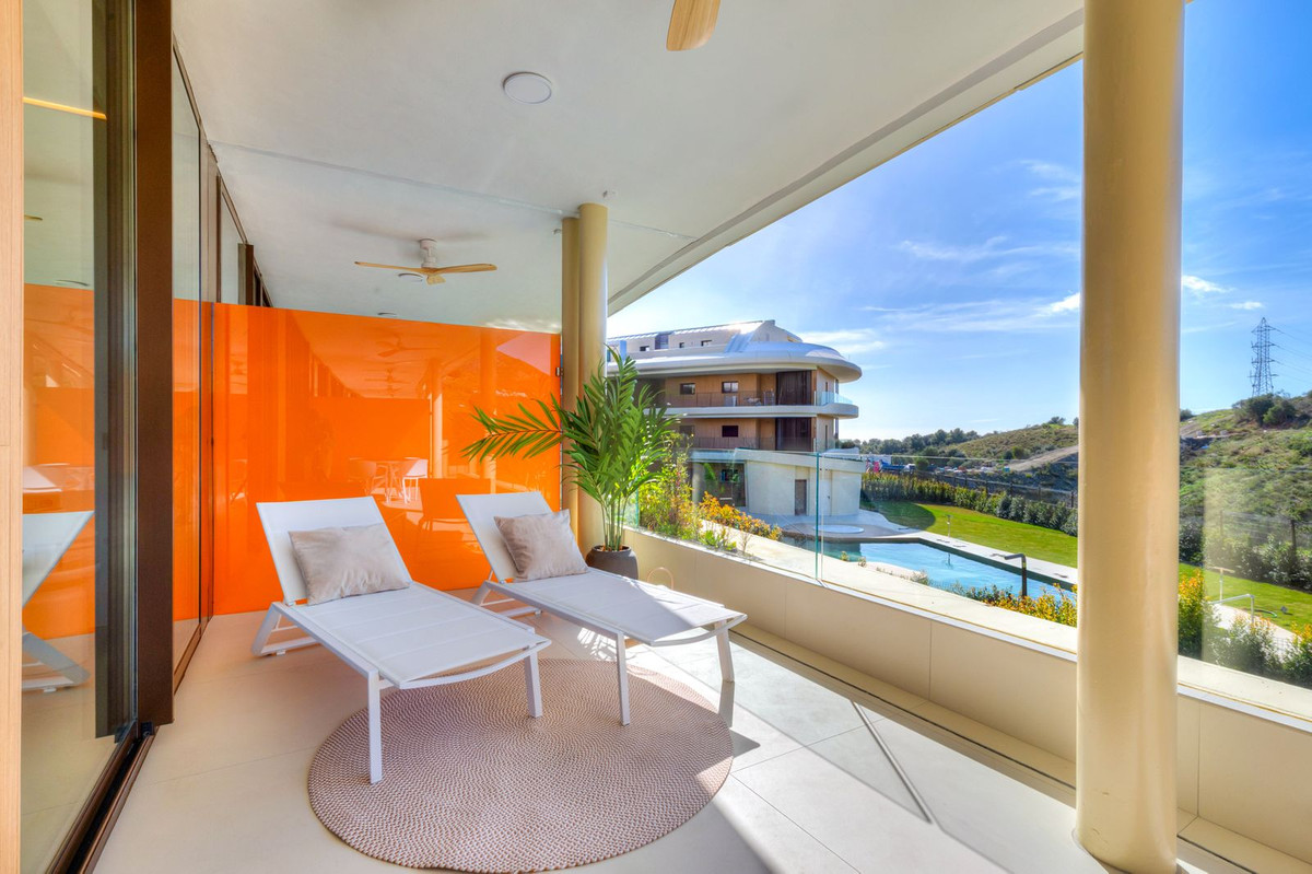 Se vende Apartamento Planta Media de 3 dormitorios en Costa Del Sol, Málaga, España