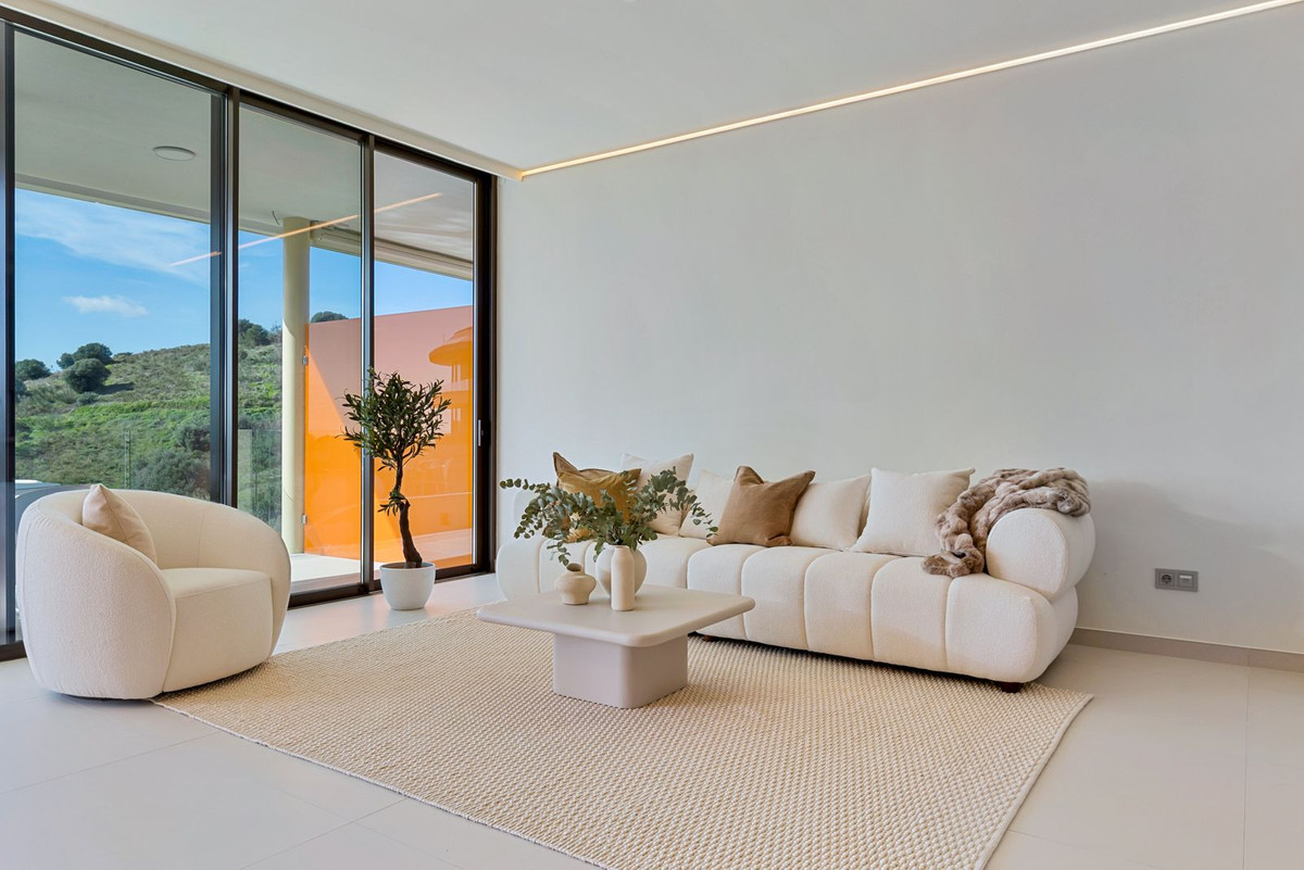 Se vende Apartamento Planta Media de 3 dormitorios en Costa Del Sol, Málaga, España