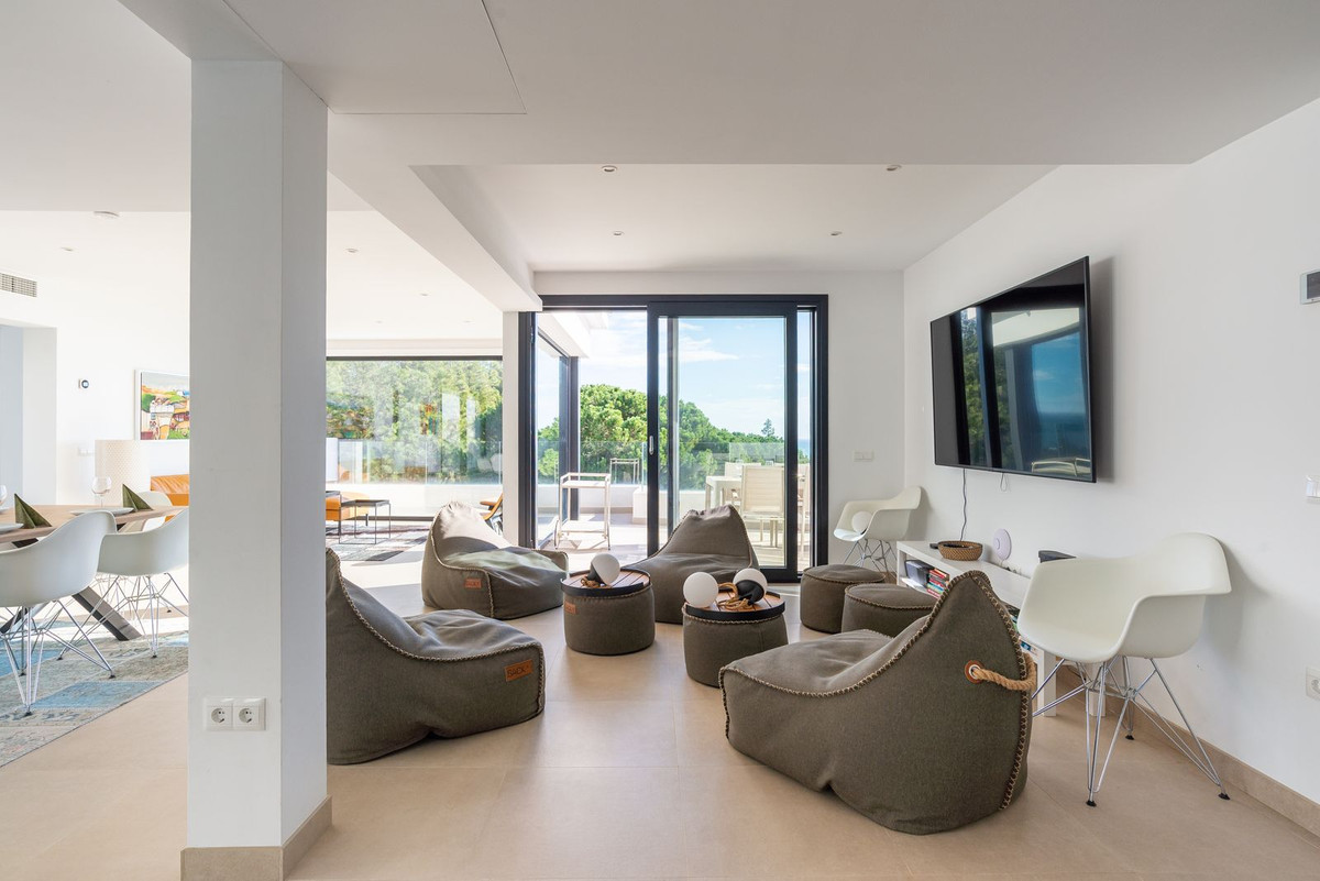 Se vende Villa - Chalet de 6 dormitorios en Costa Del Sol, Málaga, España
