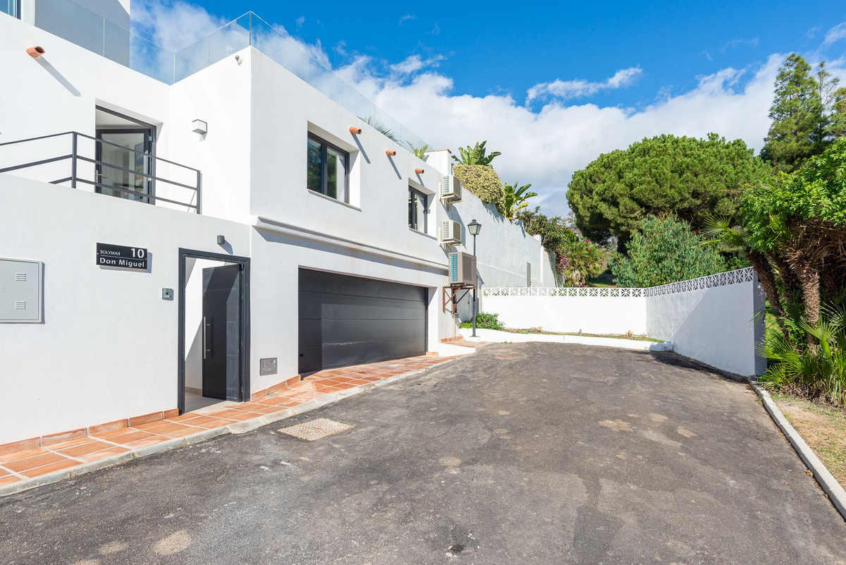 Se vende Villa - Chalet de 6 dormitorios en Costa Del Sol, Málaga, España