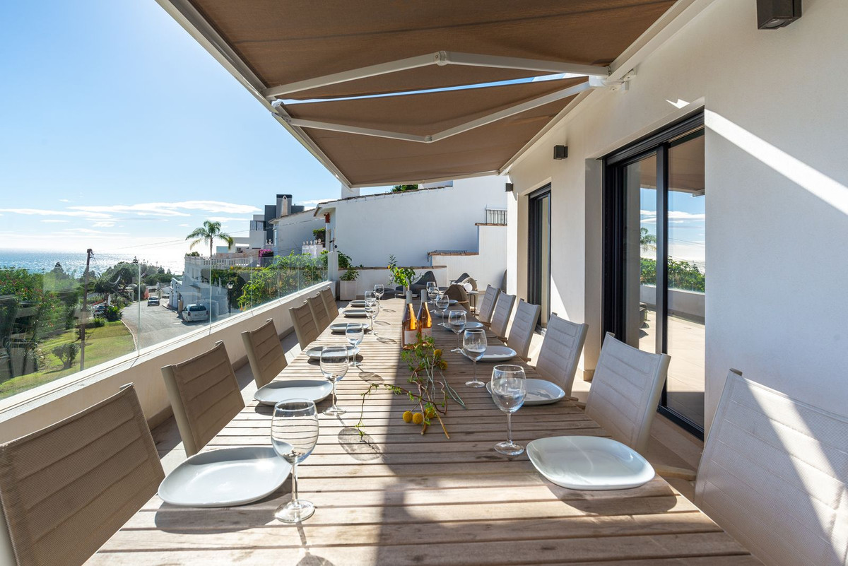 Se vende Villa - Chalet de 6 dormitorios en Costa Del Sol, Málaga, España