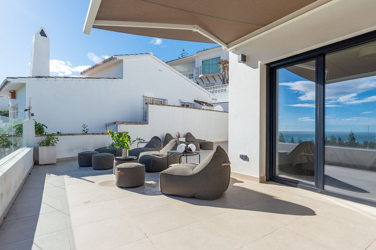Se vende Villa - Chalet de 6 dormitorios en Costa Del Sol, Málaga, España