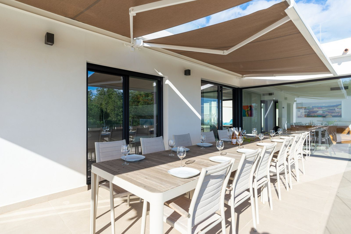 Se vende Villa - Chalet de 6 dormitorios en Costa Del Sol, Málaga, España