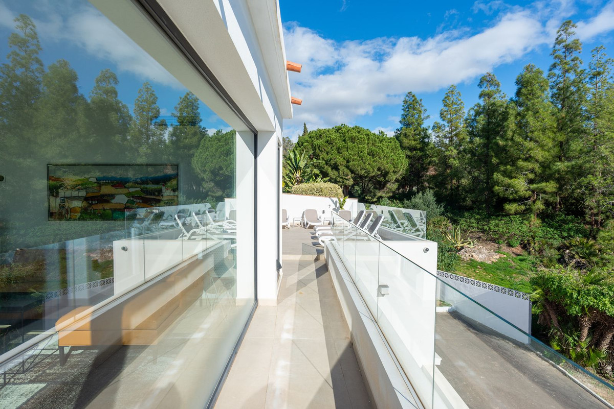 Se vende Villa - Chalet de 6 dormitorios en Costa Del Sol, Málaga, España