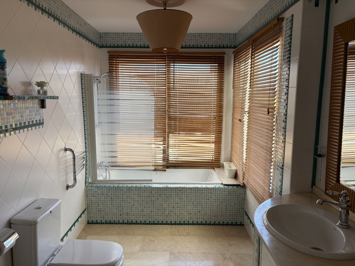 Se vende Adosada de 3 dormitorios en Costa Del Sol, Málaga, España