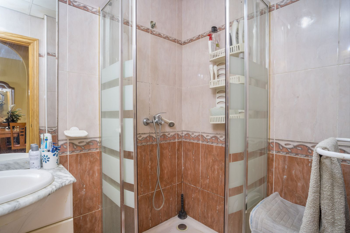Se vende Apartamento Planta Baja de 2 dormitorios en Costa Del Sol, Málaga, España