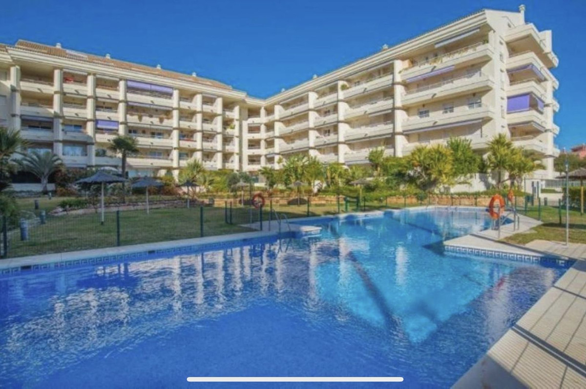 Se vende Apartamento Planta Media de 1 dormitorios en Costa Del Sol, Málaga, España