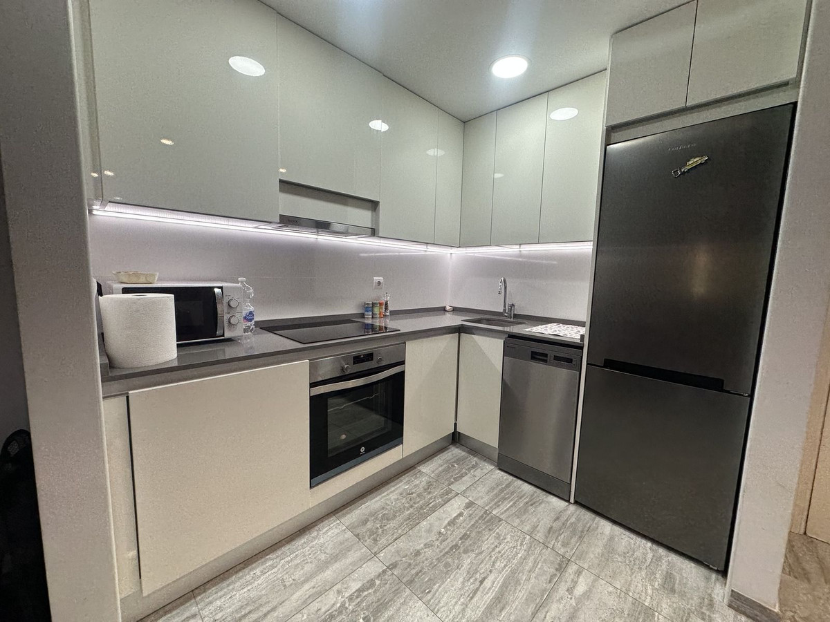 Se vende Apartamento Planta Media de 1 dormitorios en Costa Del Sol, Málaga, España