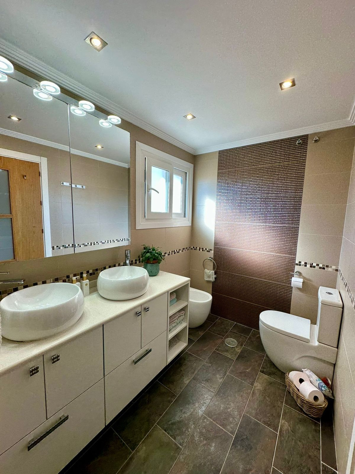 6 Bed Townhouse for sale in Estepona Costa Del Sol, Málaga, Spain