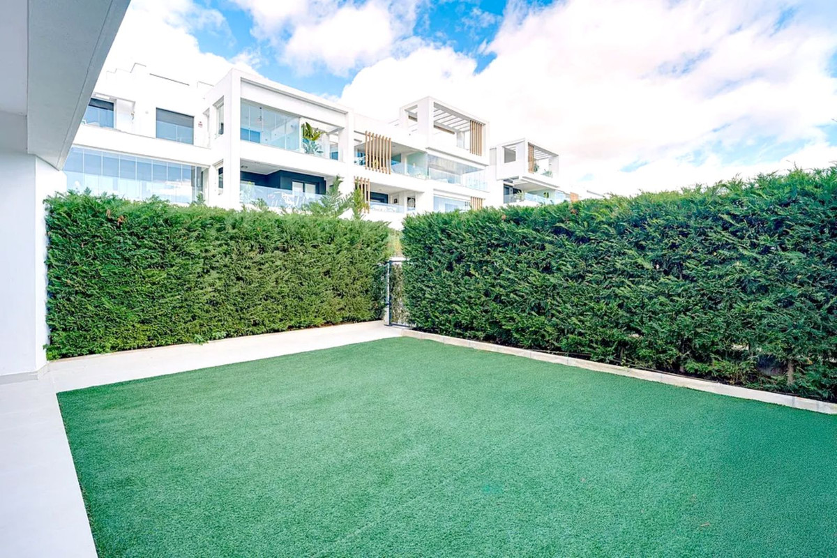 2 Bed Apartment for sale in Cancelada Costa Del Sol, Málaga, Spain