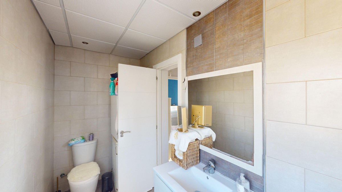 4 Bed Townhouse for sale in Benajarafe Costa Del Sol East, Málaga, Spain