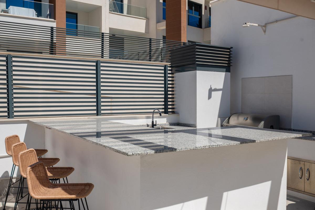 3 Bed Apartment for sale in Benahavís Costa Del Sol, Málaga, Spain