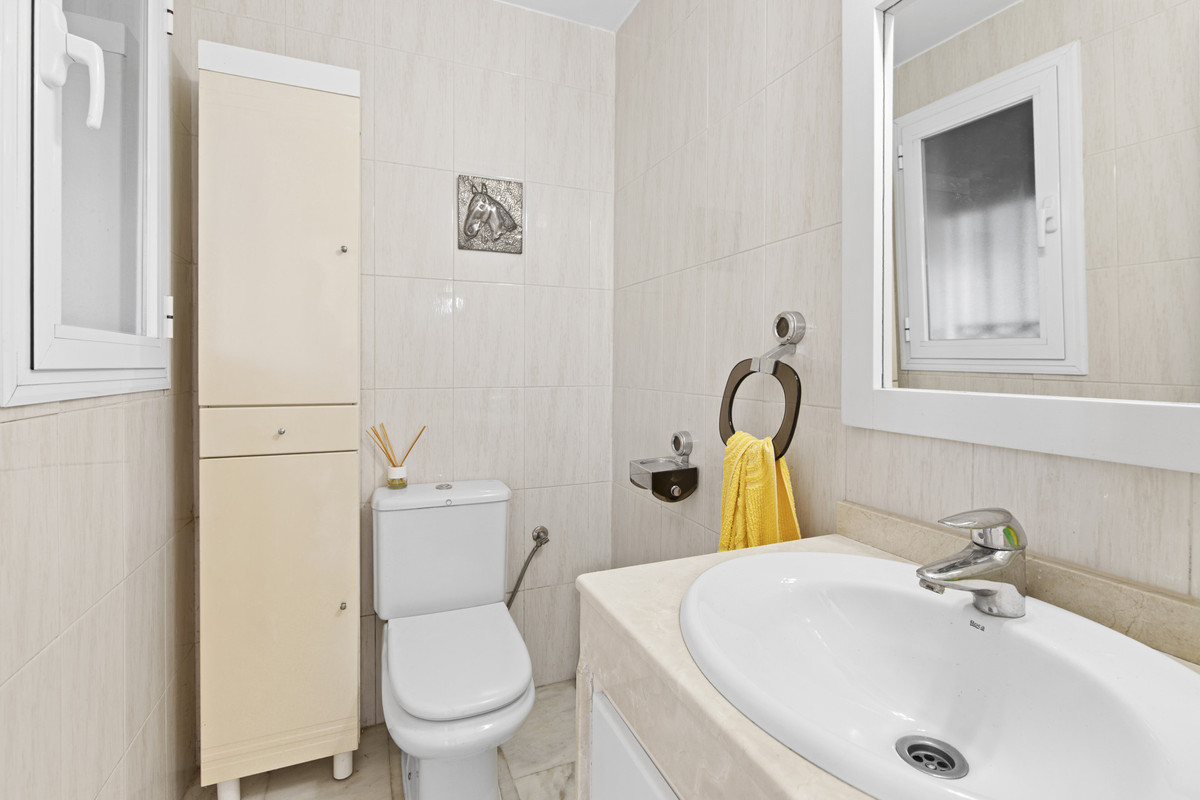 3 Bed Townhouse for sale in Estepona Costa Del Sol, Málaga, Spain
