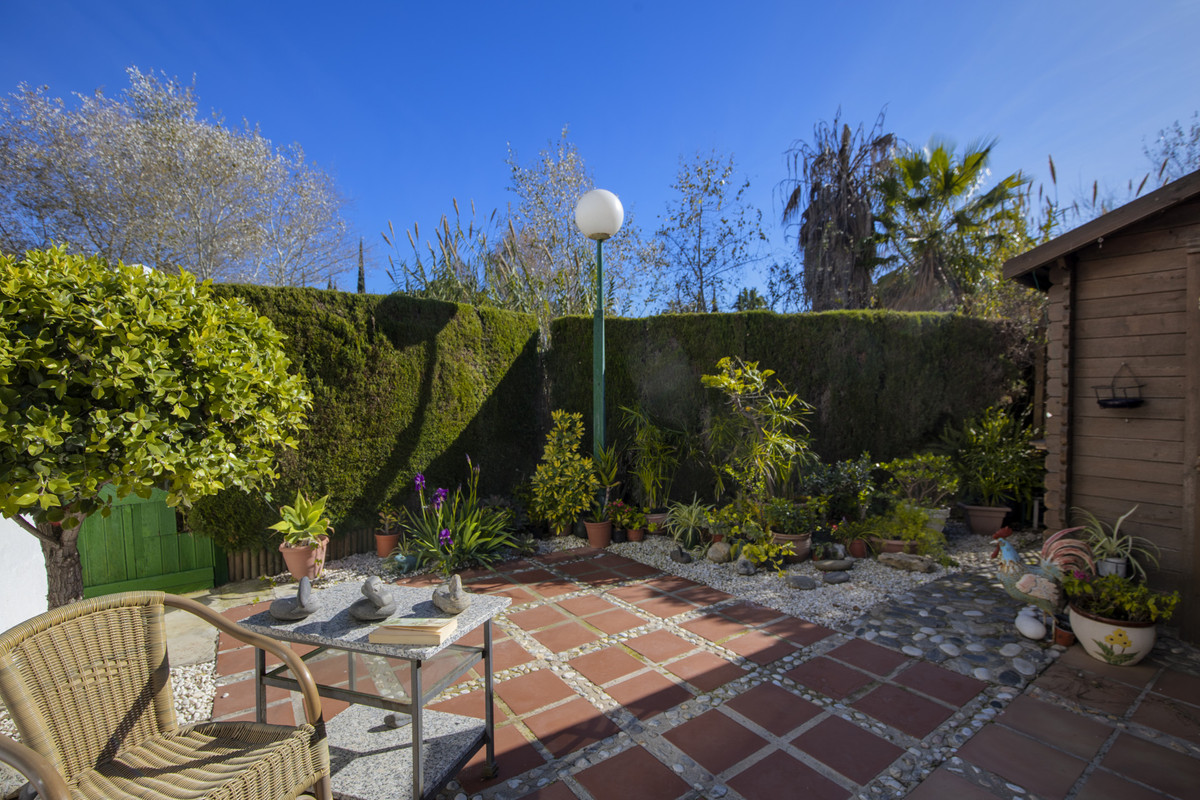 3 Bed Townhouse for sale in Estepona Costa Del Sol, Málaga, Spain