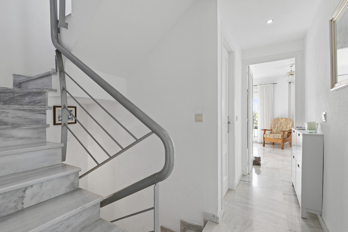 3 Bed Townhouse for sale in Estepona Costa Del Sol, Málaga, Spain