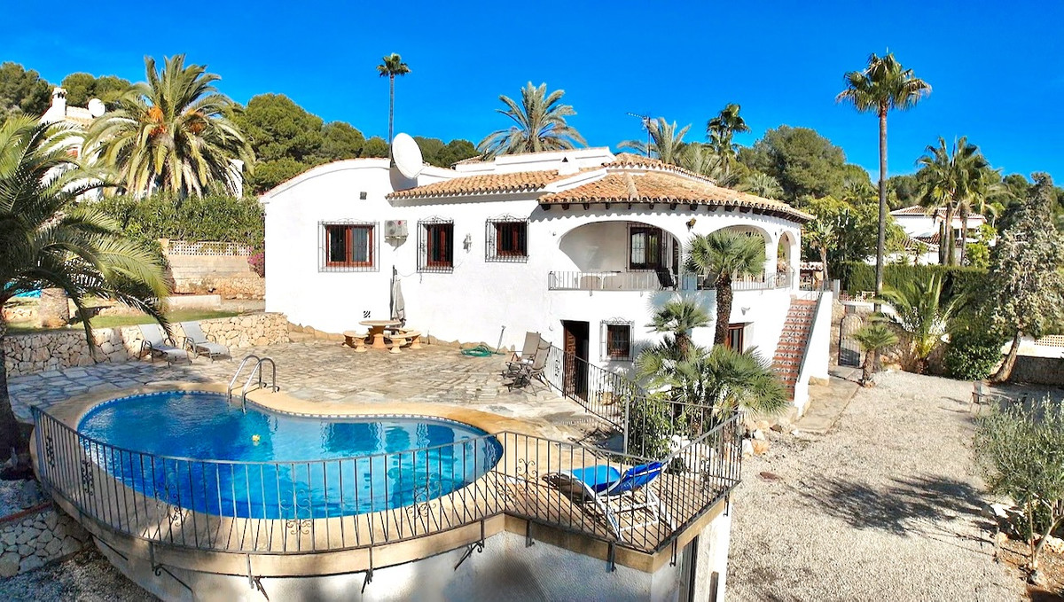 4 Bed Townhouse for sale in Moraira Costa Blanca, Alicante, Spain