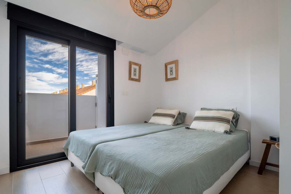 Se vende Ático de 3 dormitorios en Costa Blanca, Alicante, España