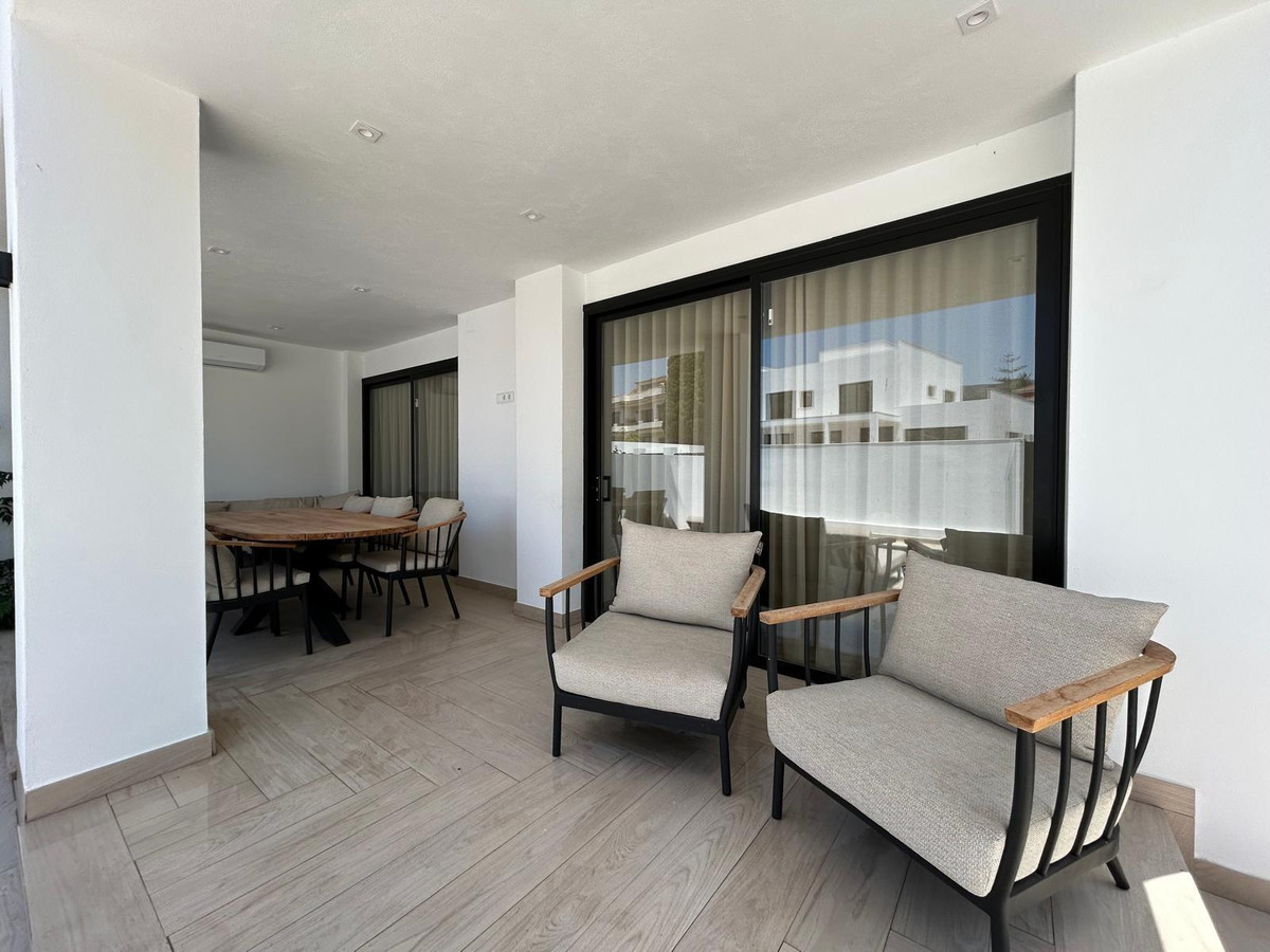 7 Bed Townhouse for sale in Benalmadena Costa Costa Del Sol, Málaga, Spain