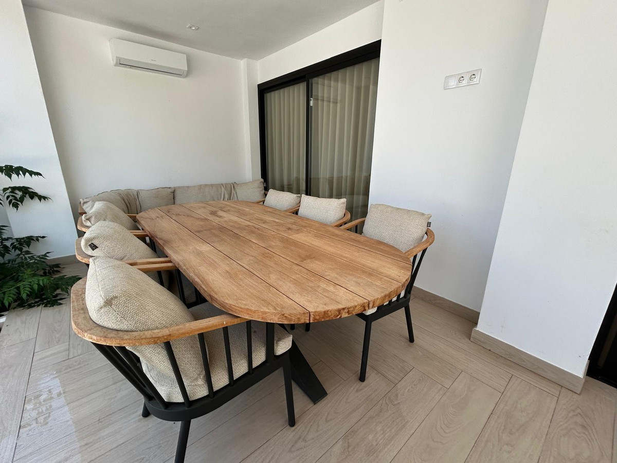 7 Bed Townhouse for sale in Benalmadena Costa Costa Del Sol, Málaga, Spain