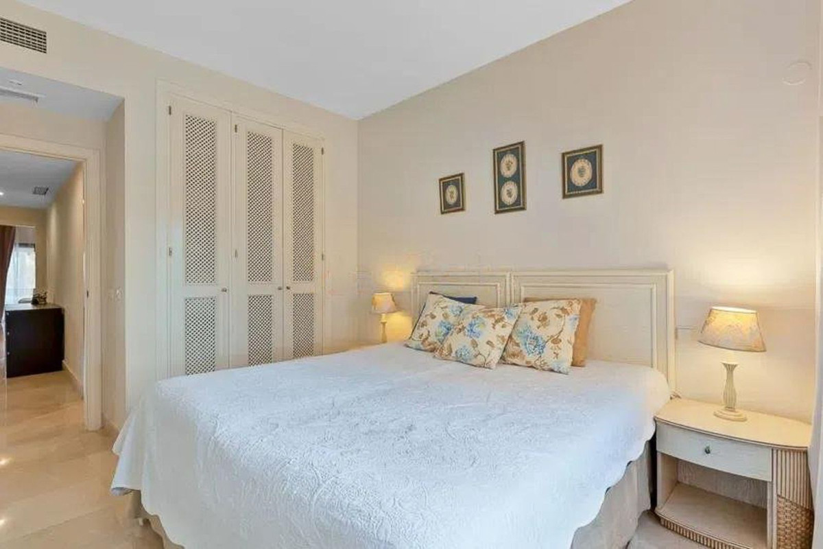 2 Bed Apartment for sale in San Pedro De Alcántara Costa Del Sol, Málaga, Spain
