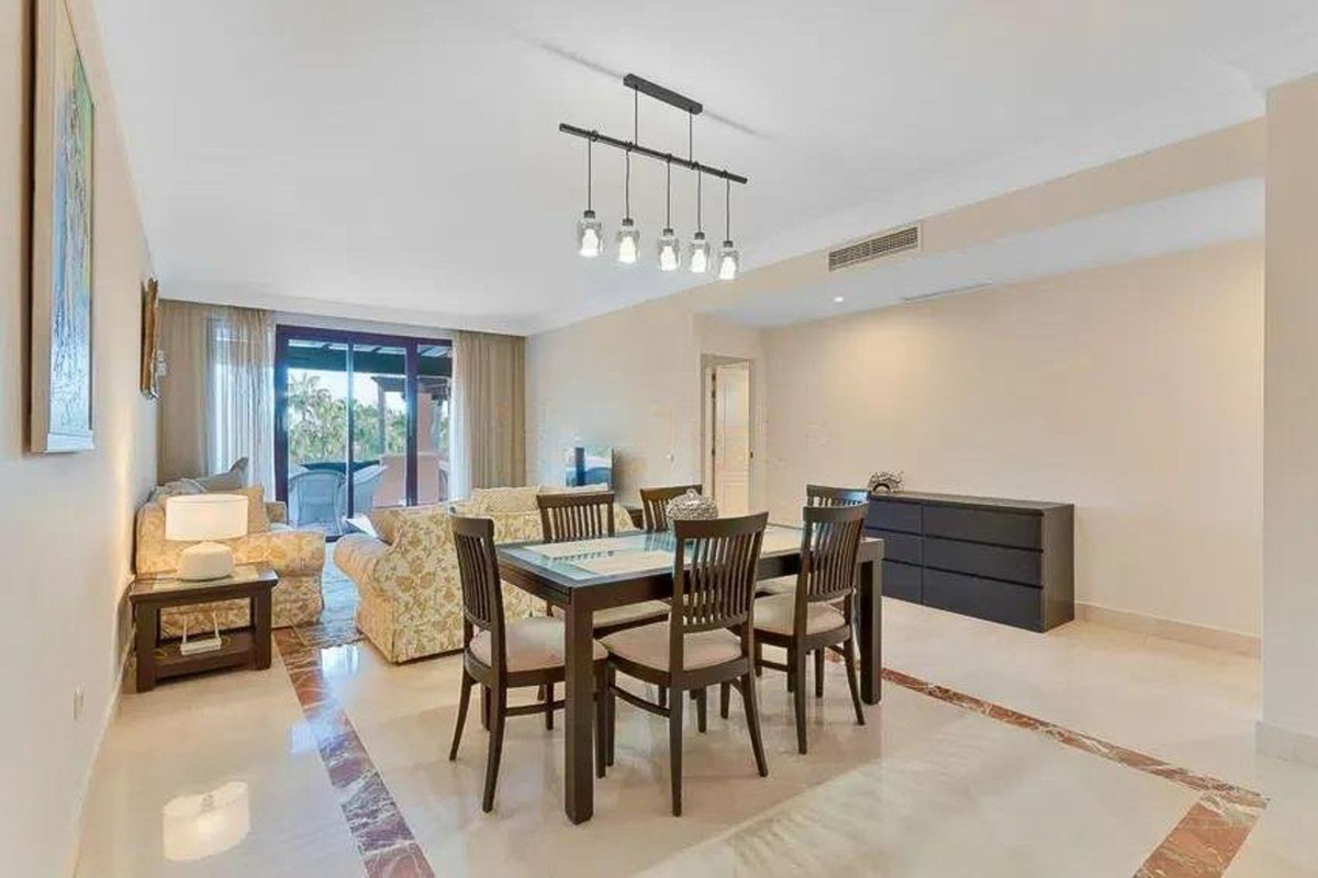 2 Bed Apartment for sale in San Pedro De Alcántara Costa Del Sol, Málaga, Spain