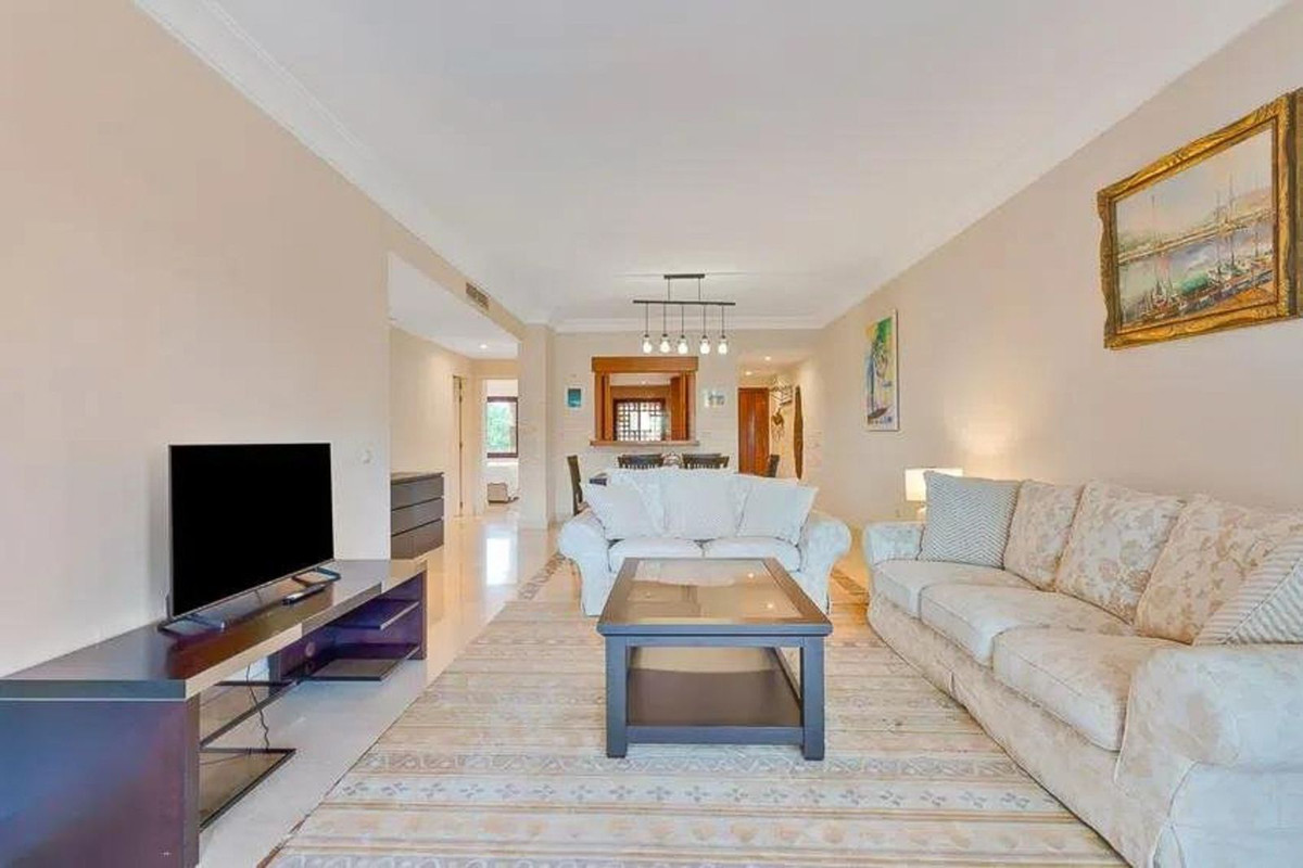 2 Bed Apartment for sale in San Pedro De Alcántara Costa Del Sol, Málaga, Spain