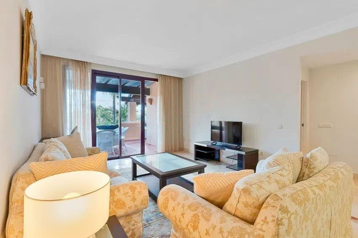 2 Bed Apartment for sale in San Pedro De Alcántara Costa Del Sol, Málaga, Spain