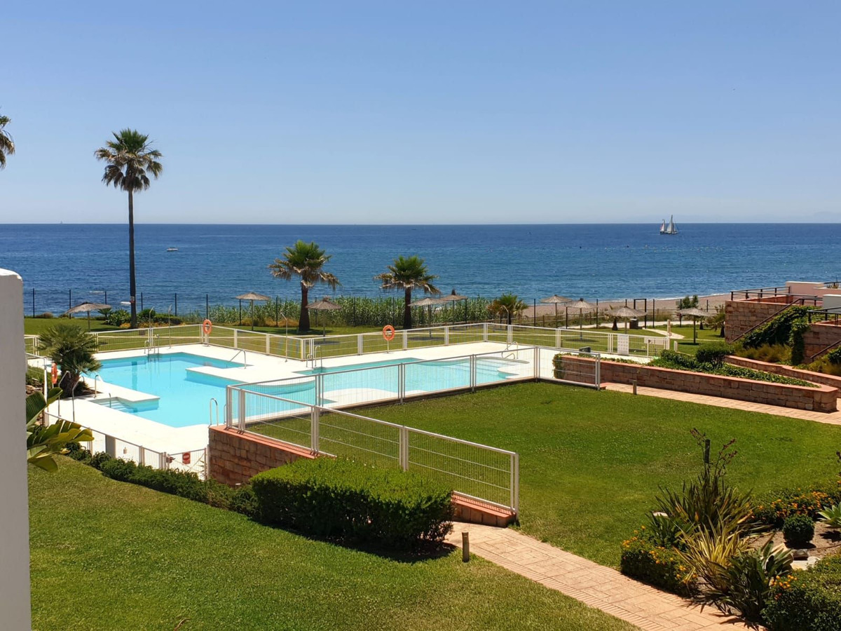 2 Bed Townhouse for sale in Casares Playa Costa Del Sol, Málaga, Spain