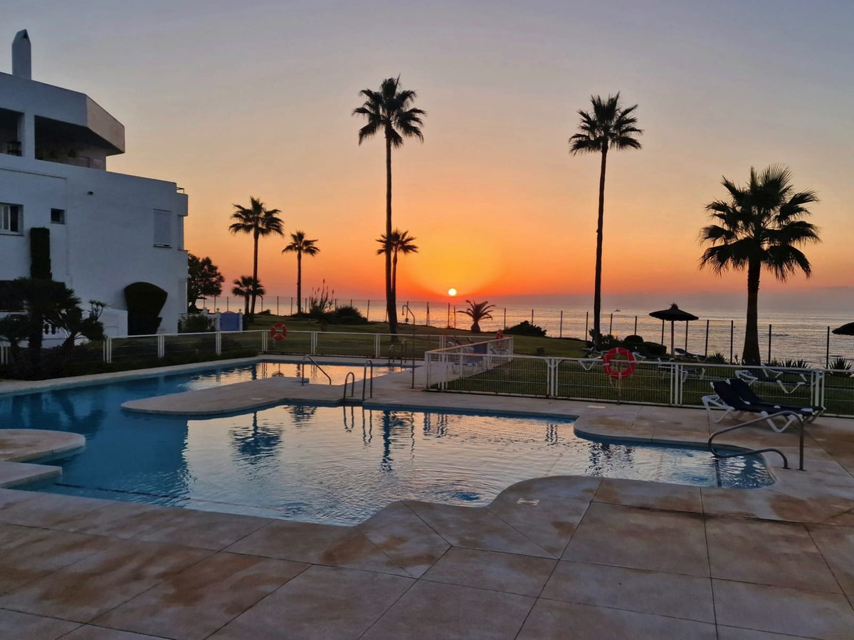 2 Bed Townhouse for sale in Casares Playa Costa Del Sol, Málaga, Spain