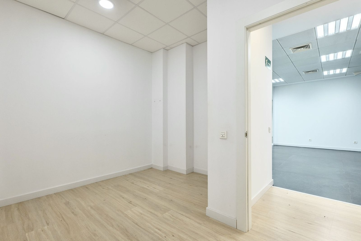 4 Bed Commercial unit for sale in Mijas Costa Costa Del Sol, Málaga, Spain