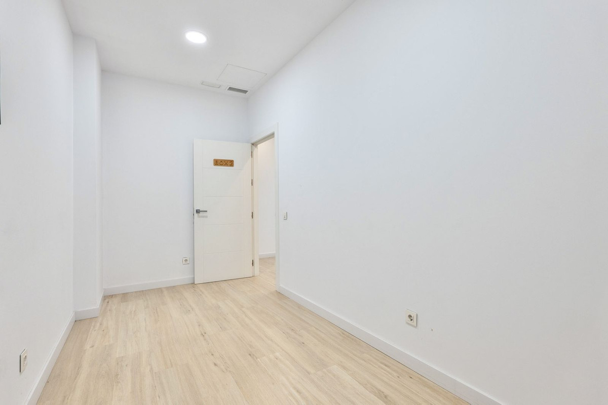 4 Bed Commercial unit for sale in Mijas Costa Costa Del Sol, Málaga, Spain