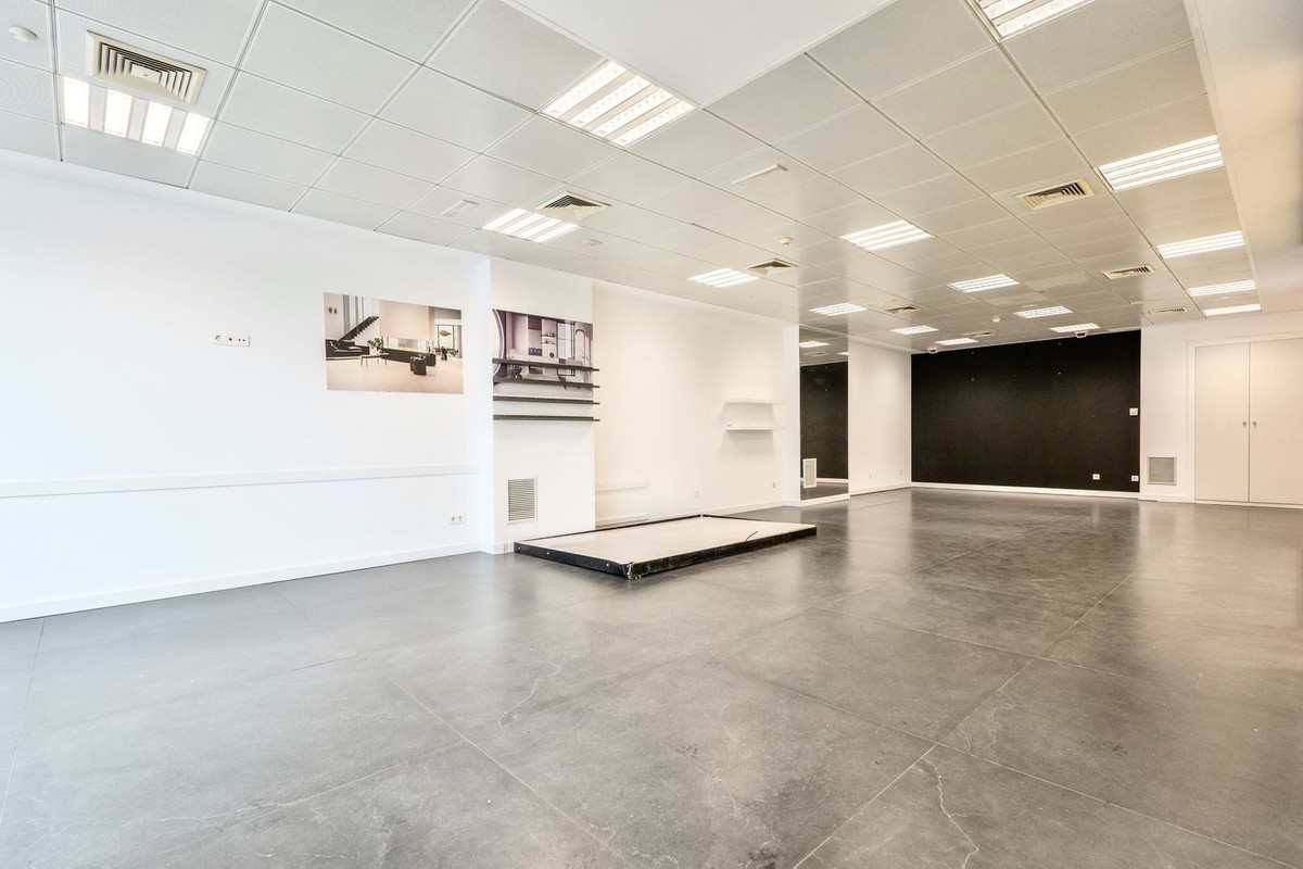 4 Bed Commercial unit for sale in Mijas Costa Costa Del Sol, Málaga, Spain