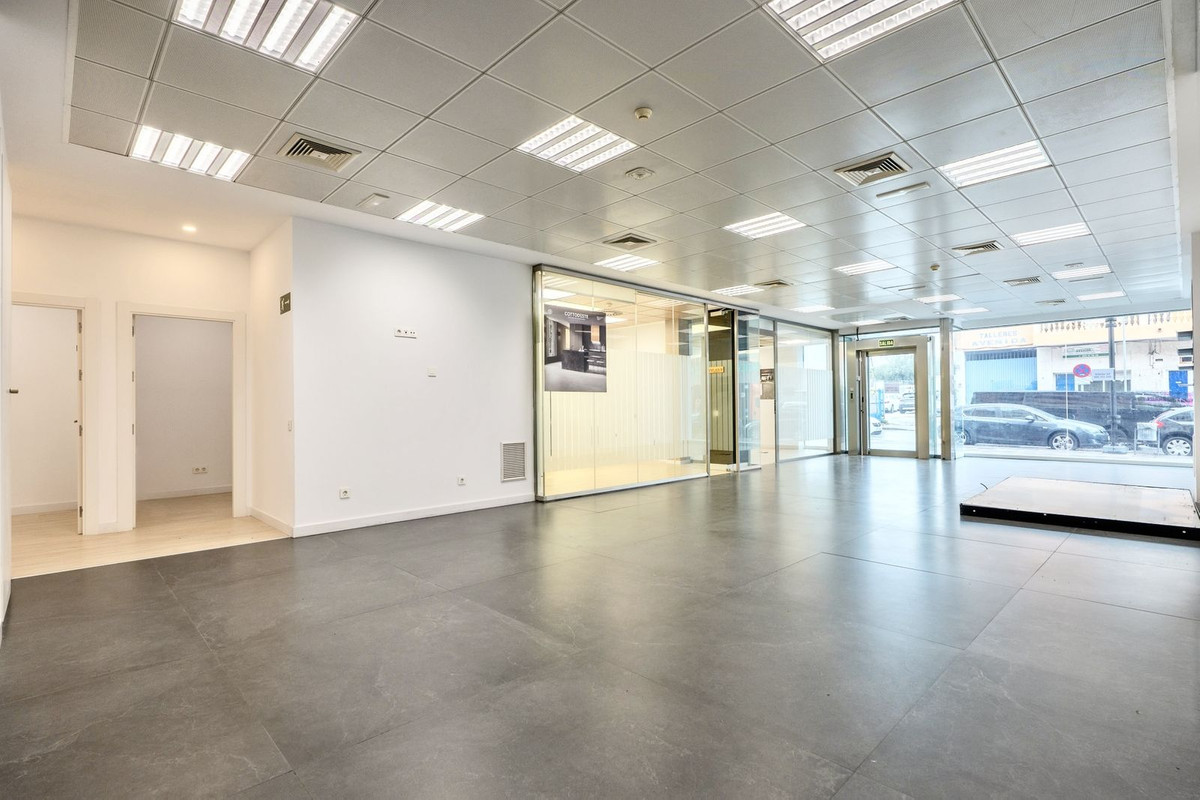 4 Bed Commercial unit for sale in Mijas Costa Costa Del Sol, Málaga, Spain