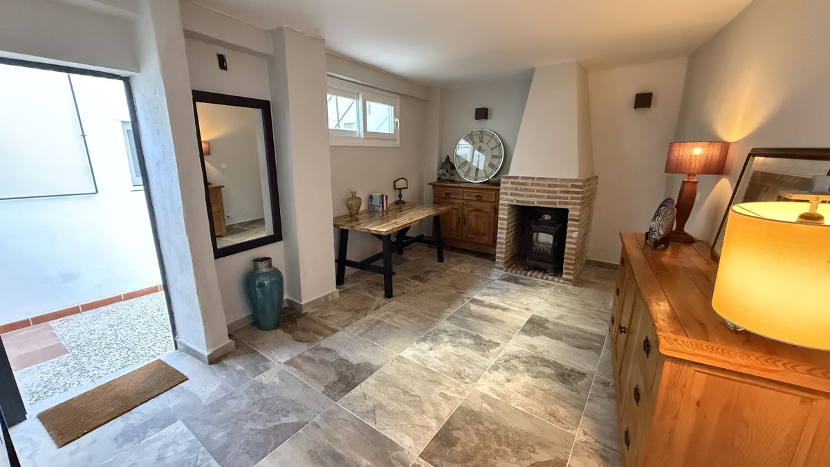 3 Bed Townhouse for sale in Alhaurín El Grande Costa Del Sol, Málaga, Spain